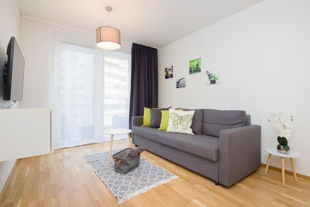 Premium City Apartment With Balcony! Free Garage Parking Included! Wien Exterior foto